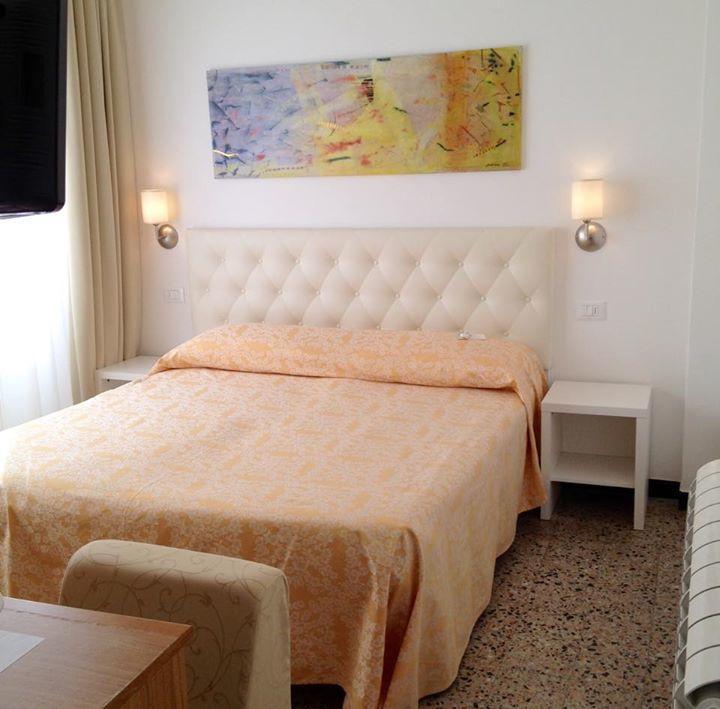 Hotel Maine Finale Ligure Exterior foto